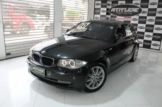BMW 120i 2.0 TOP HATCH 16V GASOLINA 4P AUTOMÁTICO BMW 120i 2.0 TOP HATCH 16V GASOLINA 4P AUTOMÁTICO