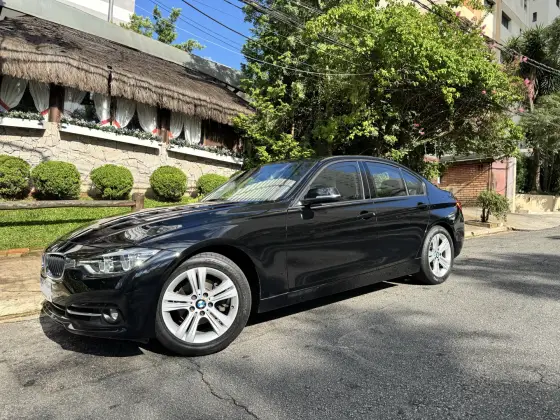 BMW 320i 2.0 SPORT 16V TURBO ACTIVE FLEX 4P AUTOMÁTICO BMW 320i 2.0 SPORT 16V TURBO ACTIVE FLEX 4P AUTOMÁTICO