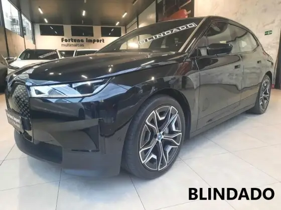 BMW iX ELÉTRICO XDRIVE40