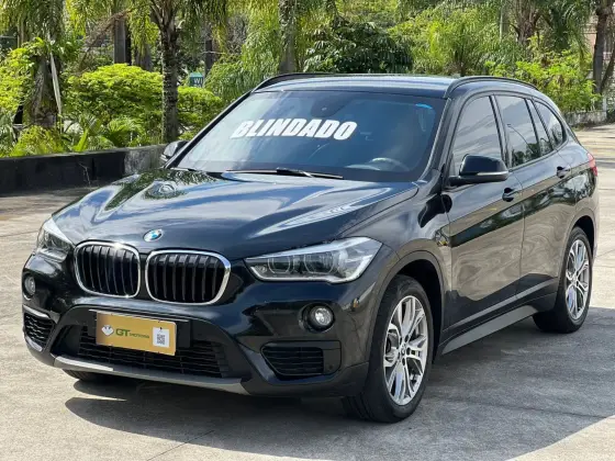 BMW X1 2.0 16V TURBO ACTIVEFLEX SDRIVE20I 4P AUTOMÁTICO BMW X1 2.0 16V TURBO ACTIVEFLEX SDRIVE20I 4P AUTOMÁTICO