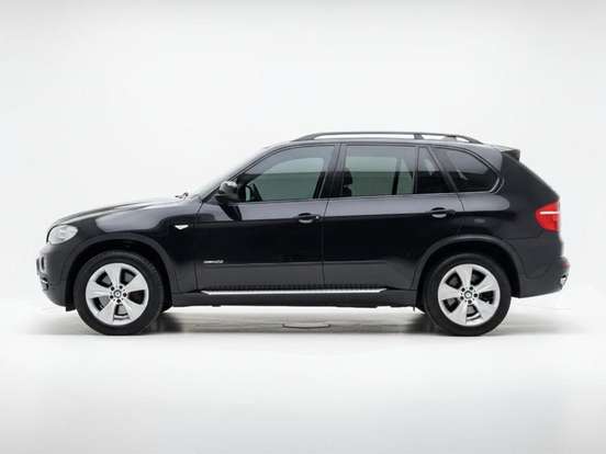BMW-X5-4.8 I SPORT 4X4 V8 32V GASOLINA 4P AUTOMÁTICO BMW-X5-2009