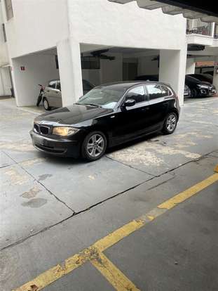 BMW-118i-2011