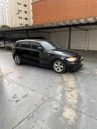 BMW-118i-2011