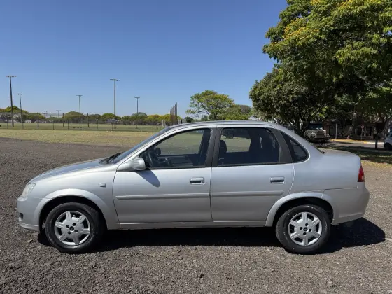 CHEVROLET CLASSIC 1.0 MPFI LS 8V FLEX 4P MANUAL