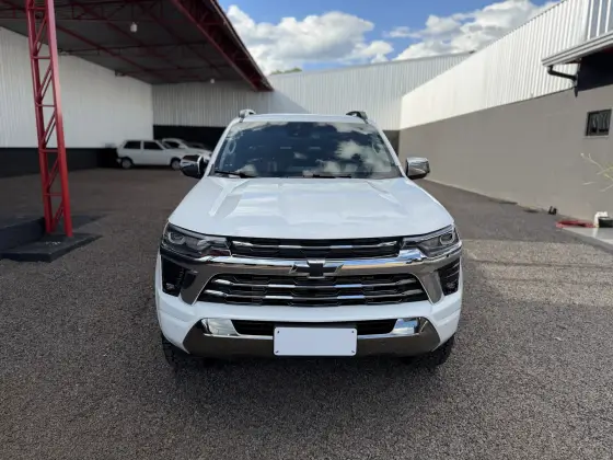 CHEVROLET S10 2.8 16V TURBO DIESEL HIGH COUNTRY CD 4X4 AUTOMÁTICO