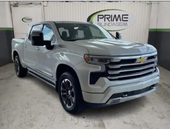 CHEVROLET SILVERADO 5.3 V8 GASOLINA 1500 HIGH COUNTRY 4X4 AUTOMÁTICO