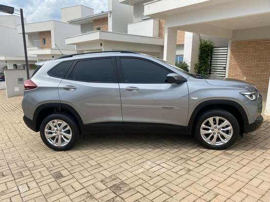 CHEVROLET-TRACKER-2024