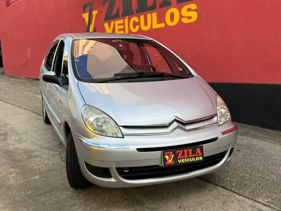 CITROËN XSARA PICASSO 1.6 I EXCLUSIVE 16V FLEX 4P MANUAL