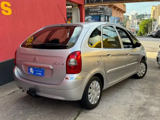 CITROËN-XSARA PICASSO-1.6 I EXCLUSIVE 16V FLEX 4P MANUAL CITROËN-XSARA PICASSO-2011