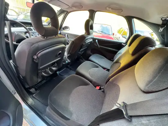 CITROËN-XSARA PICASSO-1.6 I EXCLUSIVE 16V FLEX 4P MANUAL CITROËN-XSARA PICASSO-2011