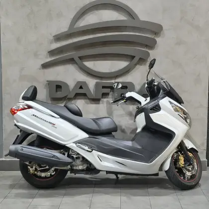 DAFRA MAXSYM 400i 