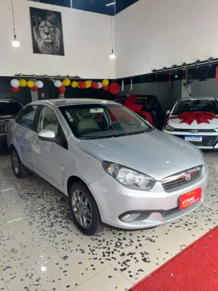 FIAT GRAND SIENA 1.6 MPI ESSENCE 16V FLEX 4P AUTOMATIZADO FIAT GRAND SIENA 1.6 MPI ESSENCE 16V FLEX 4P AUTOMATIZADO