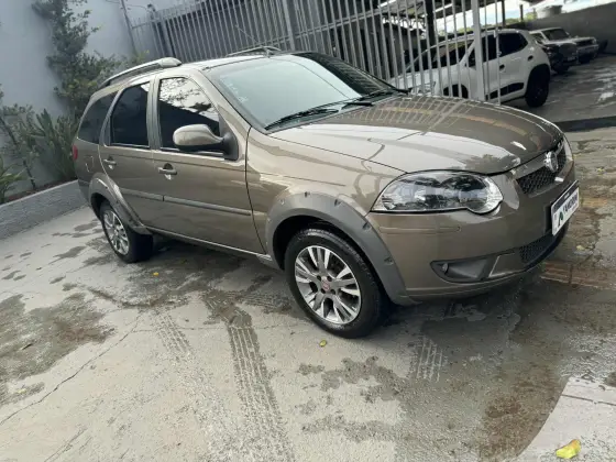 FIAT PALIO 1.6 MPI ESSENCE 16V FLEX 4P MANUAL