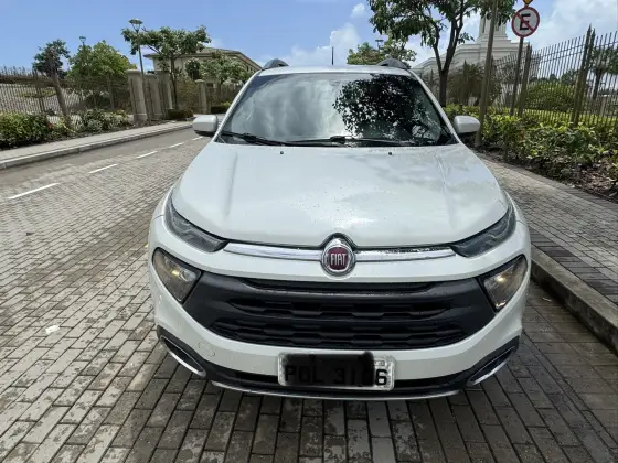 FIAT TORO 2.0 16V TURBO DIESEL FREEDOM 4WD AT9