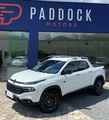 FIAT TORO 2.0 16V TURBO DIESEL VOLCANO 4WD AT9 FIAT TORO 2.0 16V TURBO DIESEL VOLCANO 4WD AT9