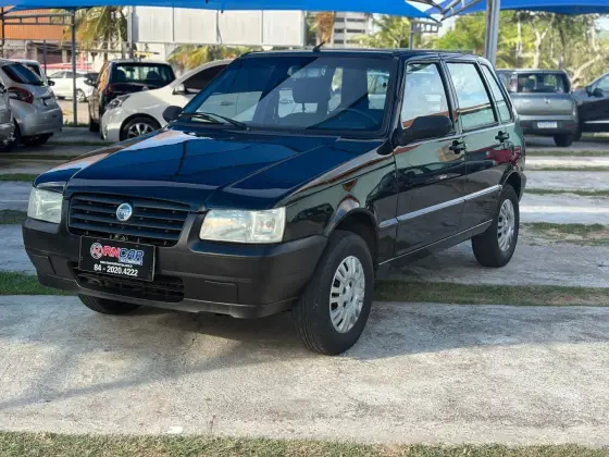 FIAT UNO 1.0 MPI MILLE FIRE 8V FLEX 4P MANUAL FIAT UNO 1.0 MPI MILLE FIRE 8V FLEX 4P MANUAL