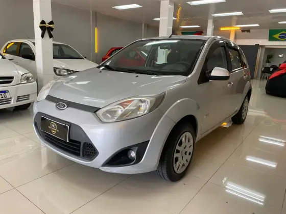 FORD FIESTA 1.6 ROCAM HATCH 8V FLEX 4P MANUAL FORD FIESTA 1.6 ROCAM HATCH 8V FLEX 4P MANUAL