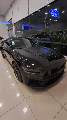 FORD-MUSTANG-2025