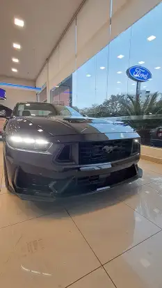 FORD-MUSTANG-2025