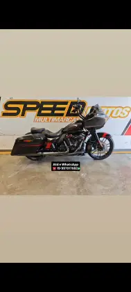 HARLEY-DAVIDSON CVO ROAD GLIDE 