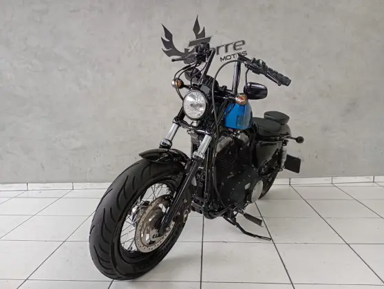 HARLEY-DAVIDSON SPORTSTER FORTY-EIGHT 