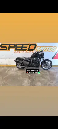 HARLEY-DAVIDSON SPORTSTER XL 883 R 