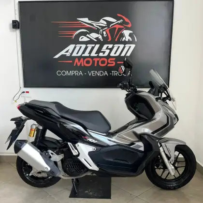 HONDA ADV 