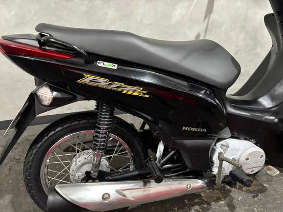 HONDA-BIZ 125 ES-2012