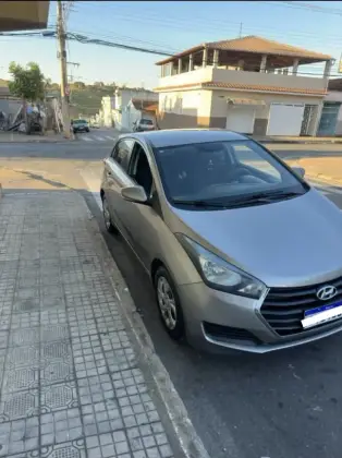 HYUNDAI HB20 1.0 COMFORT PLUS 12V FLEX 4P MANUAL HYUNDAI HB20 1.0 COMFORT PLUS 12V FLEX 4P MANUAL