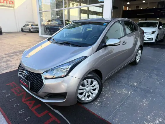 HYUNDAI HB20S 1.0 COMFORT PLUS 12V FLEX 4P MANUAL