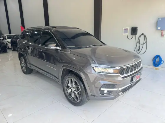 JEEP COMMANDER 2.0 TD380 TURBO DIESEL OVERLAND AT9