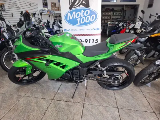 KAWASAKI NINJA 300 