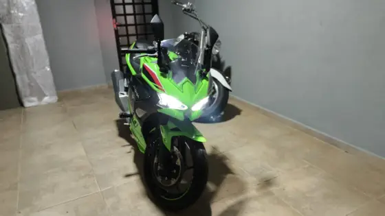 KAWASAKI NINJA 500 SE KAWASAKI NINJA 500 SE