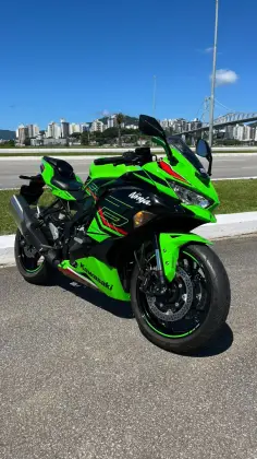 KAWASAKI NINJA ZX-4R KAWASAKI NINJA ZX-4R