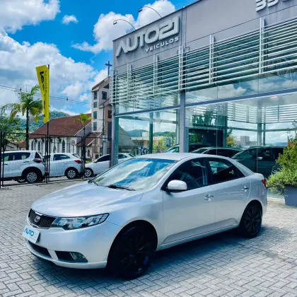 KIA CERATO 1.6 EX3 SEDAN 16V GASOLINA 4P AUTOMÁTICO