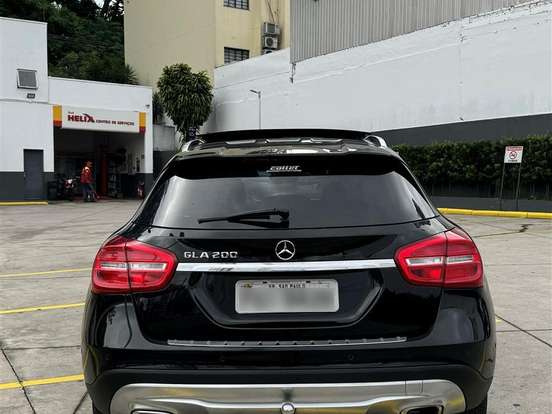 MERCEDES-BENZ-GLA 200-1.6 CGI VISION 16V TURBO GASOLINA 4P AUTOMÁTICO MERCEDES-BENZ-GLA 200-2014
