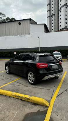 MERCEDES-BENZ-GLA 200-2014