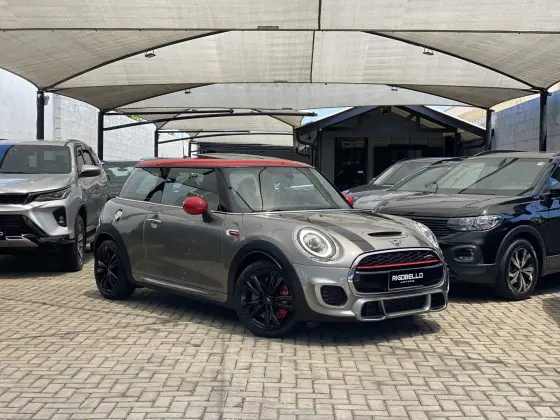 MINI COOPER 2.0 16V TWINPOWER GASOLINA JOHN COOPER WORKS 2P STEPTRONIC MINI COOPER 2.0 16V TWINPOWER GASOLINA JOHN COOPER WORKS 2P STEPTRONIC