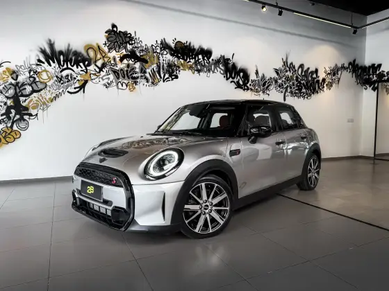 MINI COOPER 2.0 16V TWINPOWER GASOLINA S EXCLUSIVE 4P STEPTRONIC