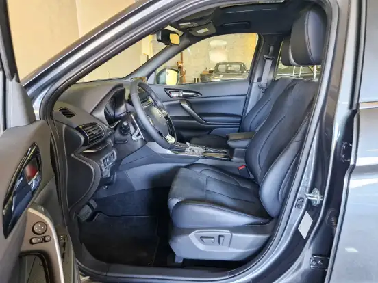 MITSUBISHI-ECLIPSE CROSS-1.5 MIVEC TURBO GASOLINA HPE-S BLACK S-AWC CVT MITSUBISHI-ECLIPSE CROSS-2025