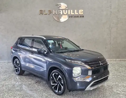 MITSUBISHI-OUTLANDER-2025