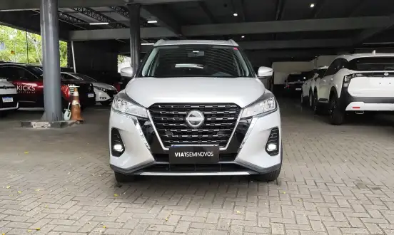 NISSAN-KICKS-2022
