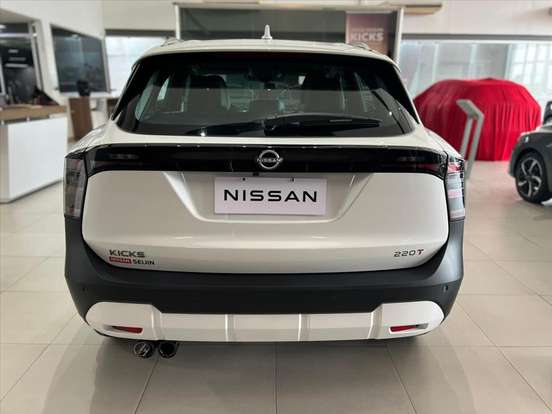 NISSAN-KICKS-2025
