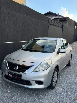 NISSAN VERSA 1.6 16V FLEX SV 4P MANUAL NISSAN VERSA 1.6 16V FLEX SV 4P MANUAL