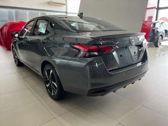 NISSAN-VERSA-2025