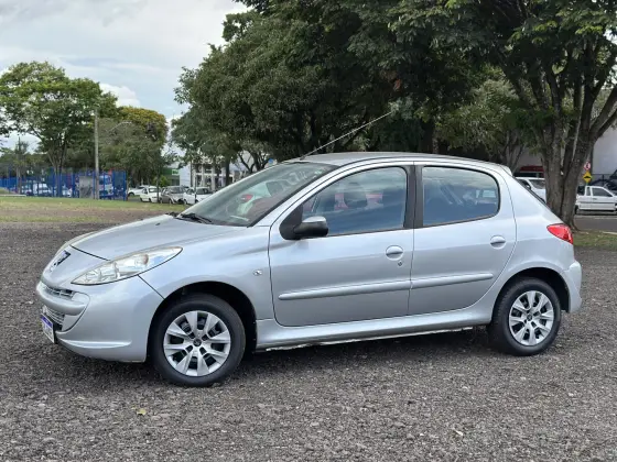 PEUGEOT 207 1.4 XR 8V FLEX 4P MANUAL