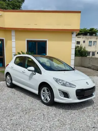 PEUGEOT 308 2.0 ALLURE 16V FLEX 4P AUTOMÁTICO