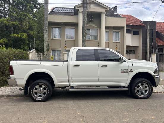 RAM-2500-6.7 LARAMIE 4X4 CD I6 TURBO DIESEL 4P AUTOMÁTICO RAM-2500-2018