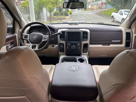 RAM-2500-6.7 LARAMIE 4X4 CD I6 TURBO DIESEL 4P AUTOMÁTICO RAM-2500-2018