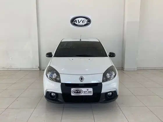 RENAULT SANDERO 1.6 GT LINE LIMITED FLEX 4P MANUAL
